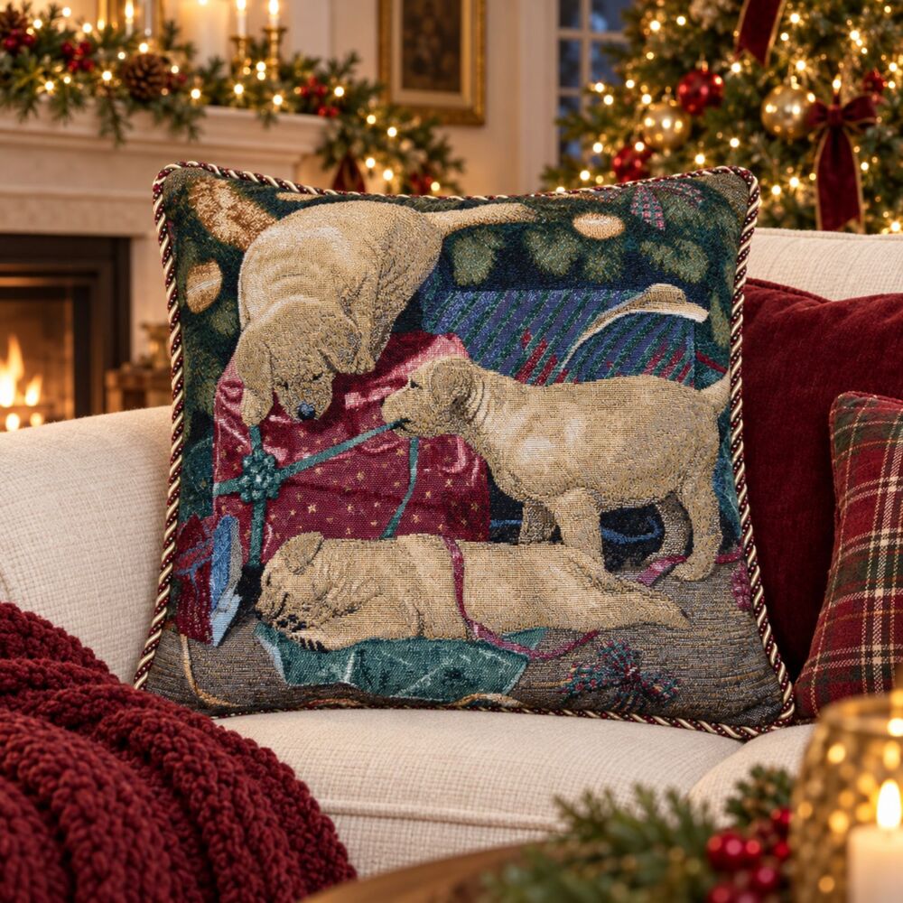 Mia Lane Christmas Golden Retriever Dogs Tapestry Throw Pillow 15x15 Holiday